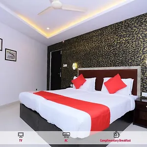 Capital O 61059 Green Life Indien