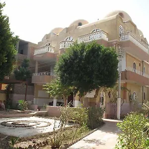 https://luxor-light-retreat.hotels-luxor-egypt.com